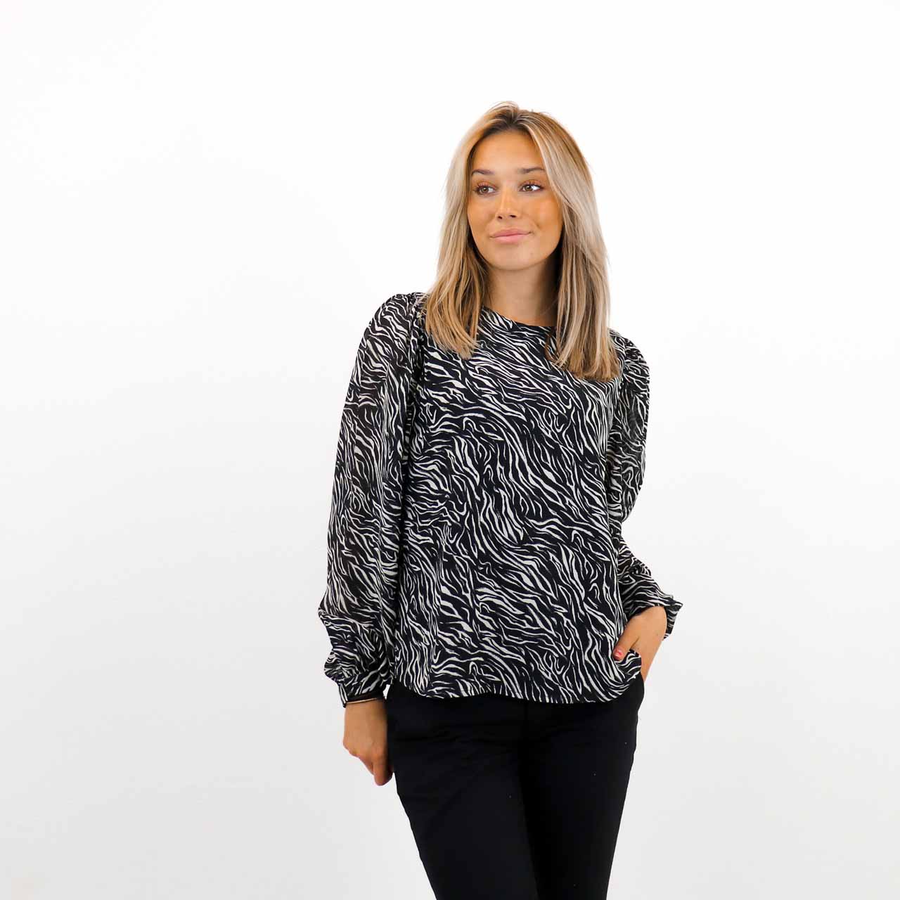 MILA L/S TOP