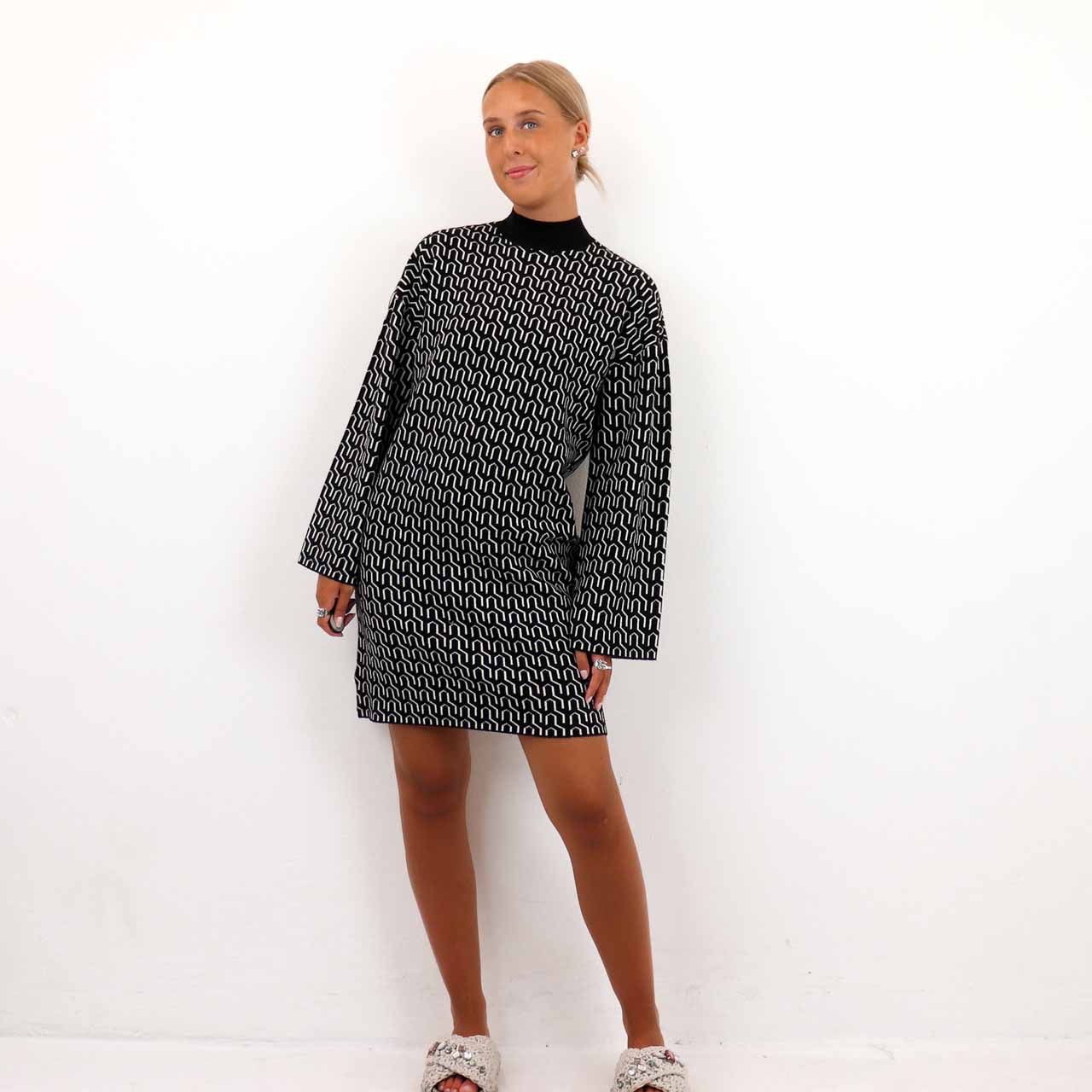 GOLDNEEDLE HIGHNECK DRESS
