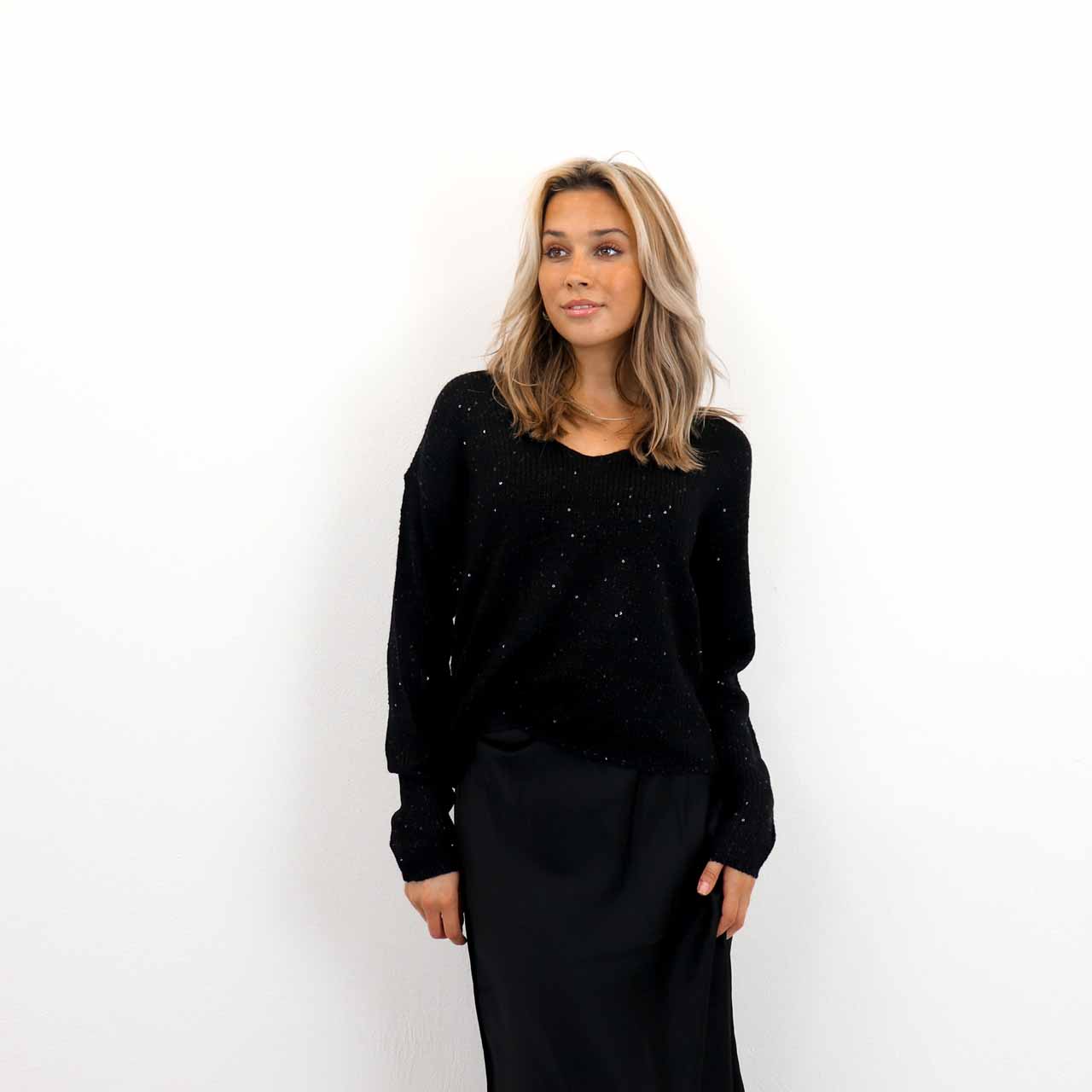 LEILANI L/S V-NECK PULLOVER