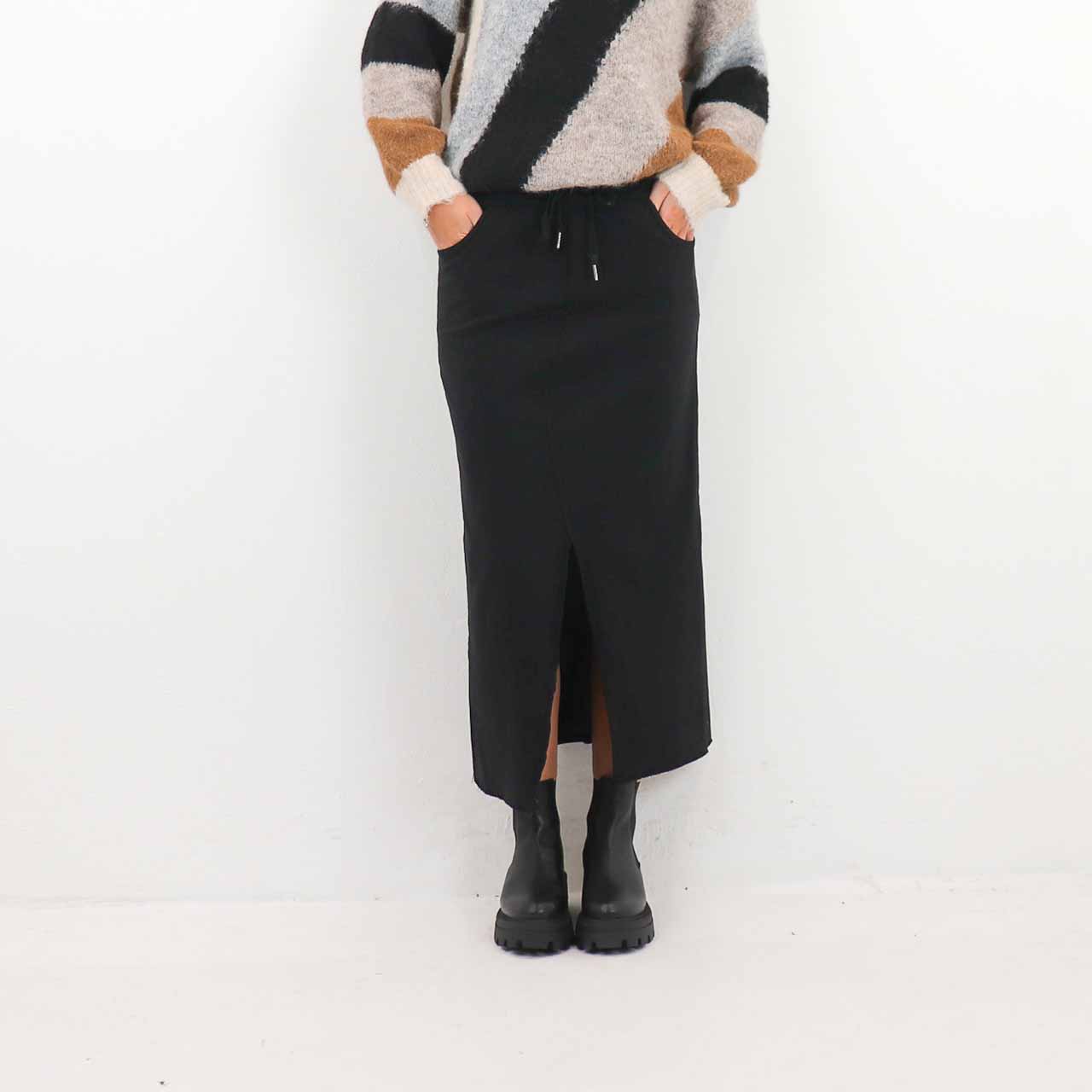 4232 SKIRT