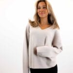 REYNARD V-NECK PULLOVER
