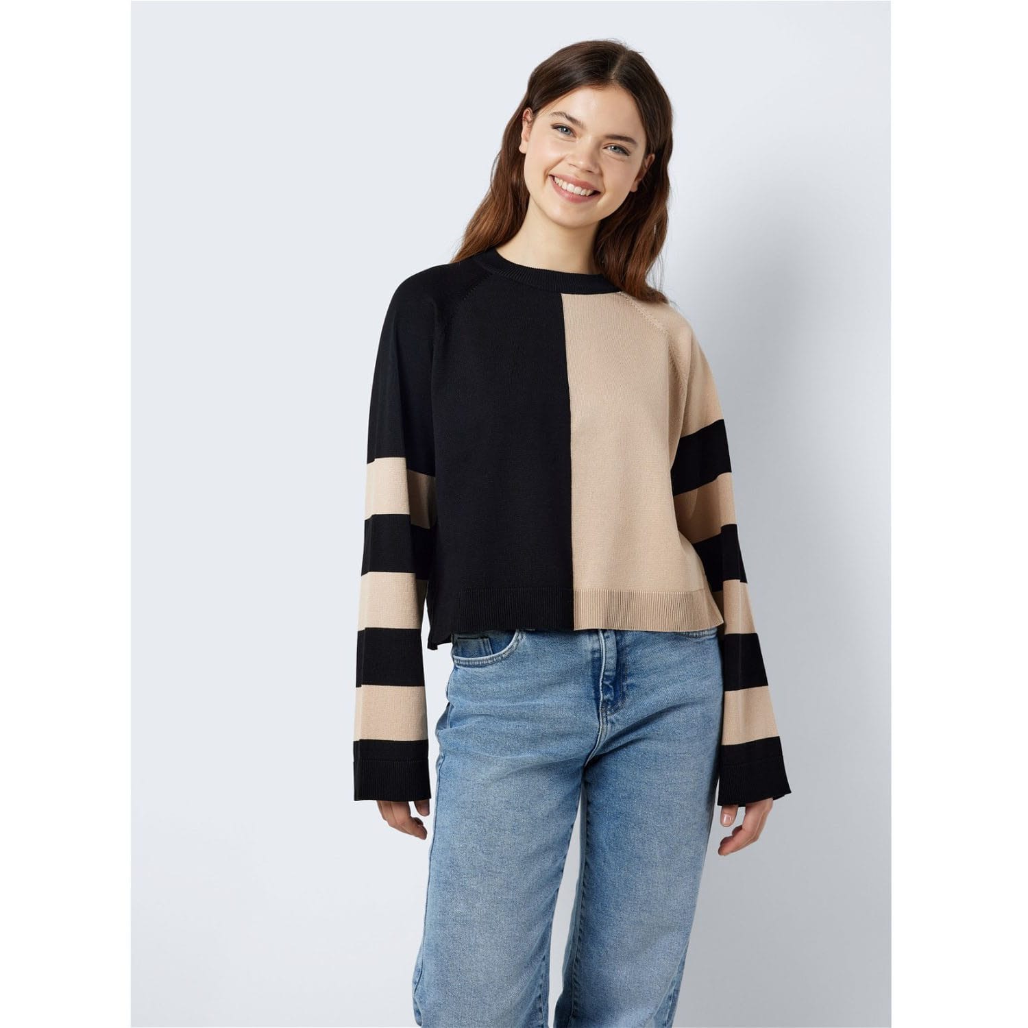 FIFO L/S O-NECK KNIT FWD