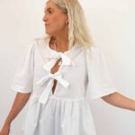 MAYA SS ONECK BOW TOP