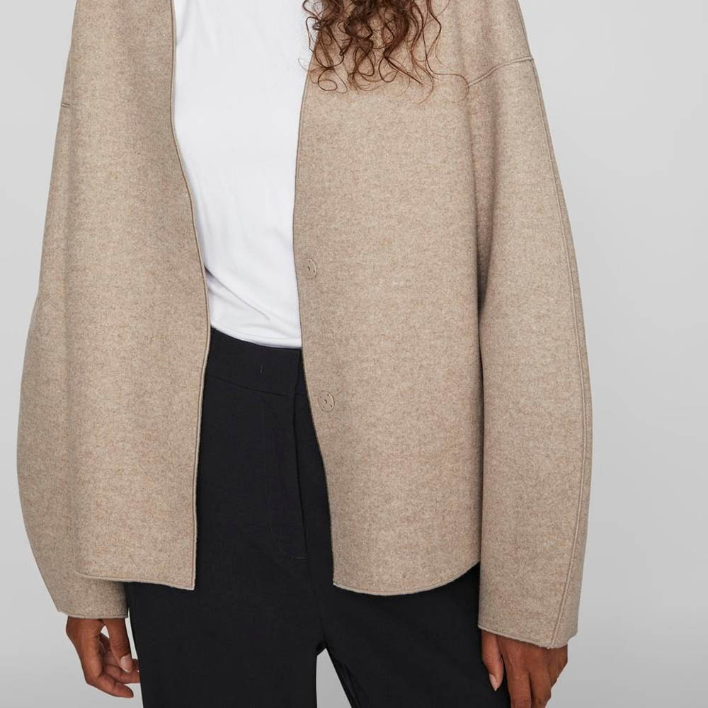 EVOKED VILA CURVE - GEMUSTERTER - Chaqueta De Punto - Natural Melange