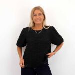 VIBEANA ONECK SS TOP