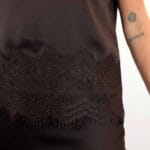 VIELLETTE S/S FULL SATIN LACE TOP