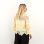 VMMAYA LACE 7/8VNECK TOP