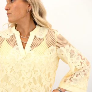 VMMAYA LACE 7/8VNECK TOP