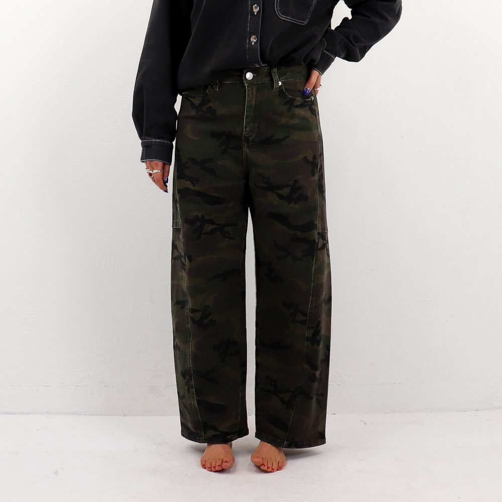 JW9773 BARREL JEANS