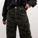 JW9773 BARREL JEANS